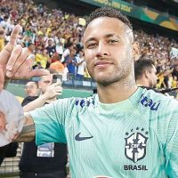Neymar mostró la carita de su bebé en una tierna producción