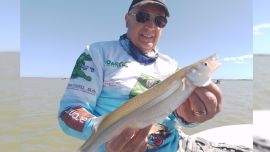 Junto a Los Horcones, son las dos más emblemáticas lagunas del partido y que mantienen un buen rinde pesquero.