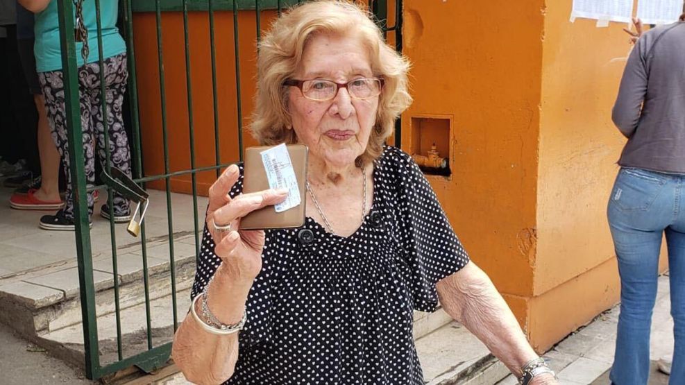 Mujer de 104 años que logro un fallo para votar en el balotaje