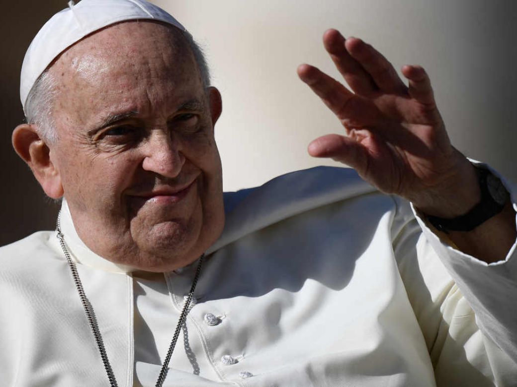 El Papa Francisco fue trasladado a un hospital en Roma por una gripe |  Perfil