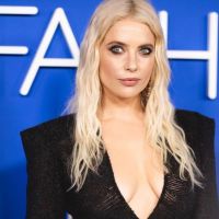 Ashley Benson, ex de Cara Delevingne y actriz de Pretty Little Liars está embarazada