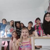 Nail Show: El homenaje a Raffaella Carrá llegó también al Nail Art
