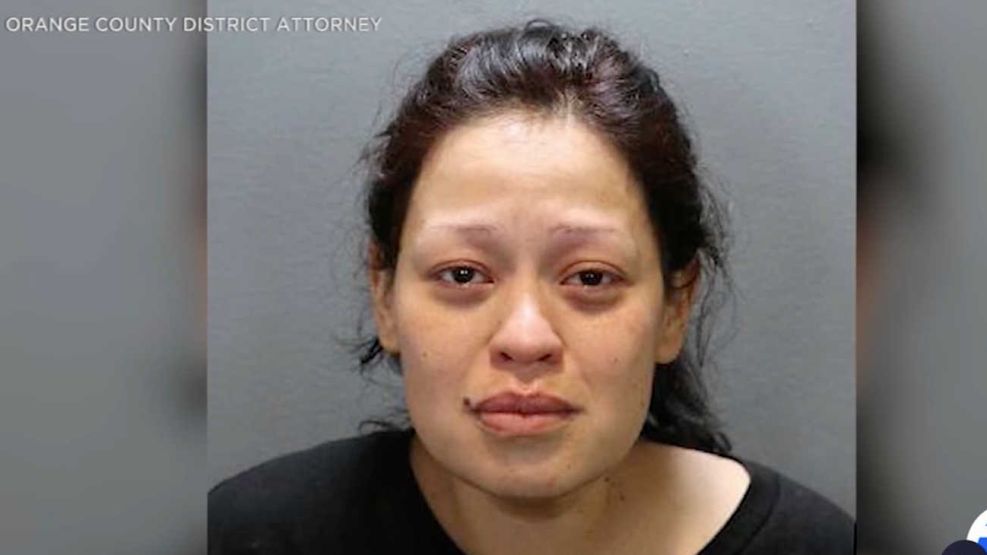 Mujer de Anaheim sentenciada a casi 15 años por horrible tortura a su hijastra 20231109