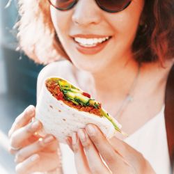Tacos, arepas, shawarma, las formas foráneas de comer un sandwich. | Foto:Shutterstock