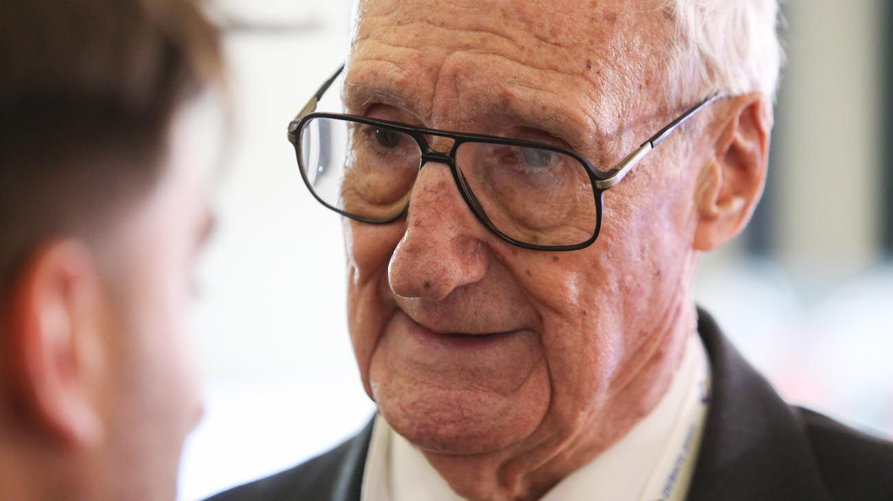 llegada de invitados al debate por el Balotaje