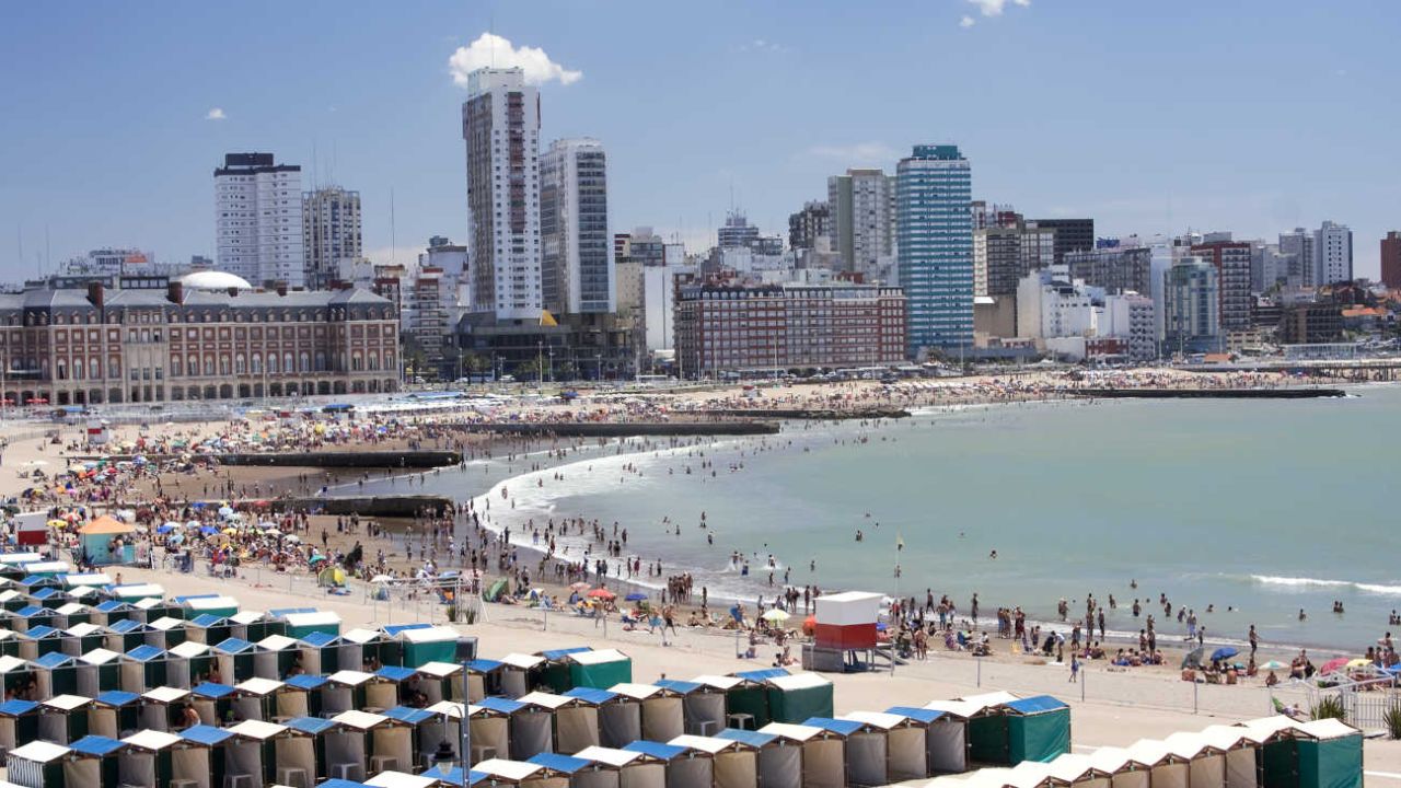 Verano 2024: furor de reservas en Mar del Plata pese a los precios  "inflacionarios" | Perfil