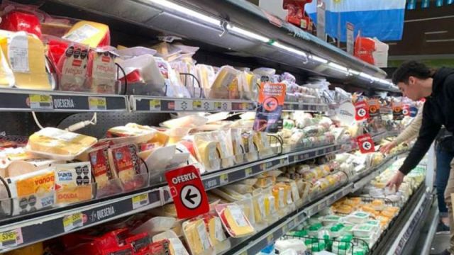 Como cada mes, la inflación se ve reflejada en las góndolas. 