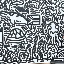 The Doodle Boy dibujando un mural con sus garabatos | Foto:A quien corresponda