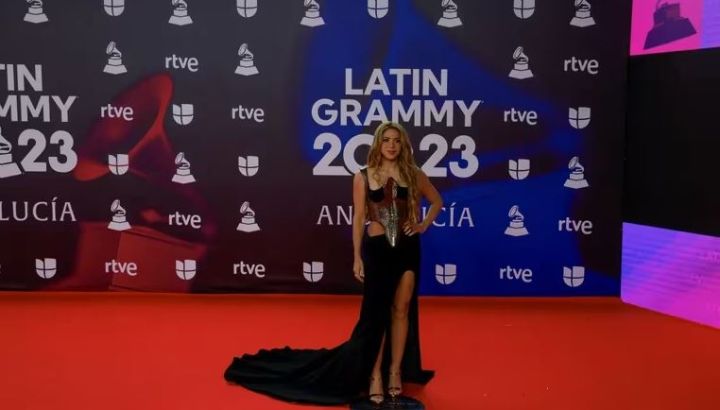 Shakira, María Becerra, la China Suárez y más looks. Estos son mejores looks de la noche de los Latin Grammys 2023