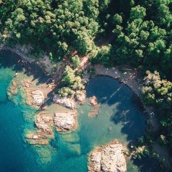 SAN MARTÍN DE LOS ANDES  Ubicada en plena cordillera y a la vera del magnífico lago Lácar, San Martín de los Andes desarrolló un permanente crecimiento que la llevó a convertirse en uno de los principales destinos turísticos de la Patagonia argentina.  Telam | Foto:TELAM