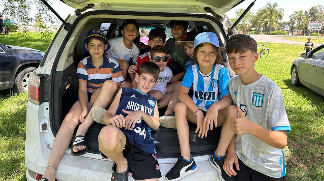 Las chicas del C.A. Sastre conquistaron invictas la Copa Argentina de clubes de vóley Sub-14.