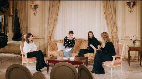 Carlota Casiraghi tiene los jeans rectos y tiro alto que tendrás que sumar a tu clóset