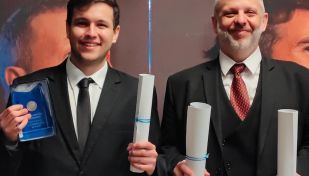 Alejandro y Matías Bartolomeo se gradúan juntos en la Universidad CAECE