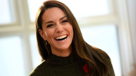 Kate Middleton lleva un look de combinación de colores que rompe las reglas durante su última salida real
