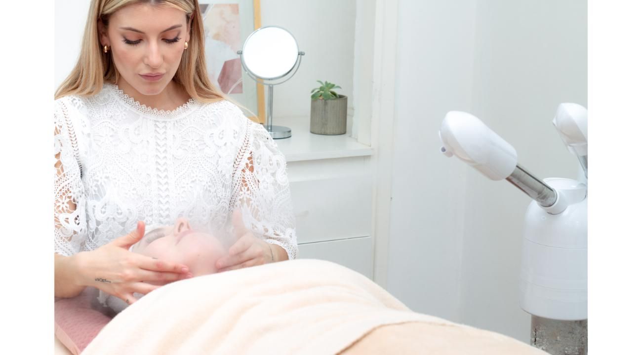 Lic. Paloma Espul, especialista en kinesiología dermatofuncional