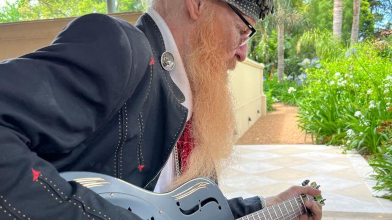 Billy Gibbons, el reconocido guitarrista y líder de la ZZ Top. 