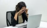 Qué es la sisifemia y cómo el tener una relación insana con tu trabajo puede afectar tu salud mental 