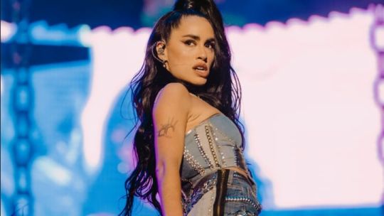 Lali Esposito en America Rockstars