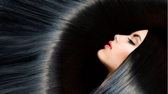 Cuánto tiempo se debe dejar el vinagre en el pelo para tener un brillo inmediato