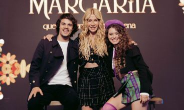 Set Visiti Margarita, Cris Morena