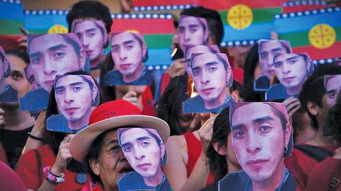 Five Coast Guards were sentenced by a Bariloche court on Wednesday for the 2017 slaying of Mapuche youth Rafael Nahuel in an indigenous protest.