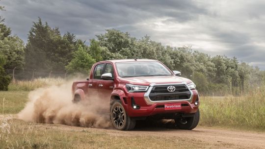 Toyota Hilux SRX 2024: Unos milímetros lo cambian todo