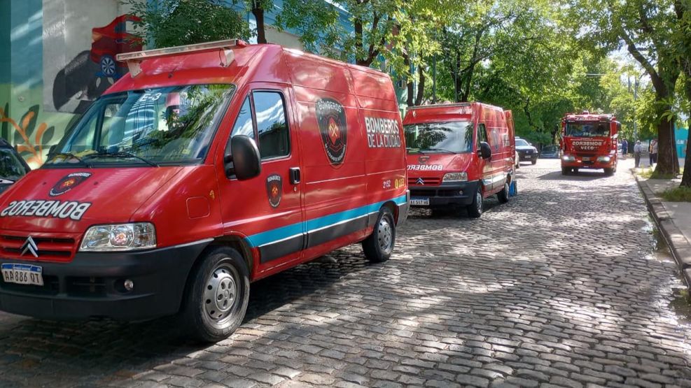 Tras explotar un tanque de amoníaco en una fábrica de Barracas y hay cerca de 100 intoxicados.