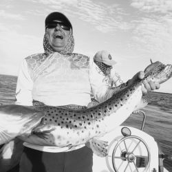 Dorados de 12 a 13 kilos, con carnada, fueron los destacados de esta salida.