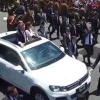 De la VW Touareg de Mauricio Macri al Audi de Cristina Kirchner, los autos con los que asumieron los presidentes