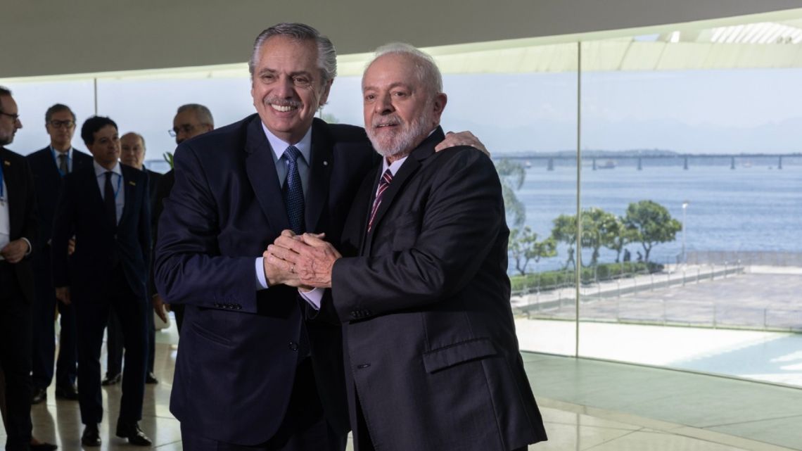 Luiz Inácio Lula da Silva, Brazil's president, right, and Alberto Fernández, Argentina's outgoing president, during the Mercosur Summit at the Museum Tomorrow in Rio de Janeiro, Brazil, on Thursday, Dec. 7, 2023.