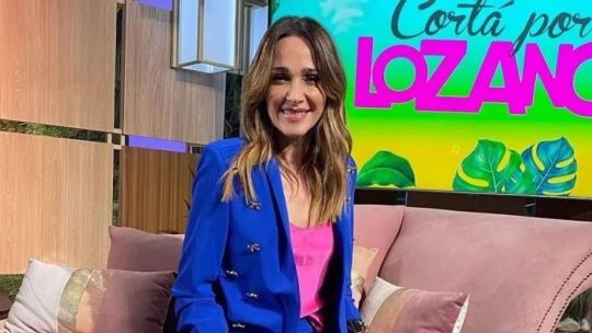 Verónica Lozano impone tendencia en un look de chaleco sastrero y short a juego