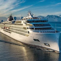 Viking Cruises hará un viaje desde Groenlandia a la Antártida en 2025.