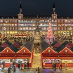 Madrid ya está lista para recibir a la Navidad y a los viajeros que la elijan para pasar allí esa festividad.