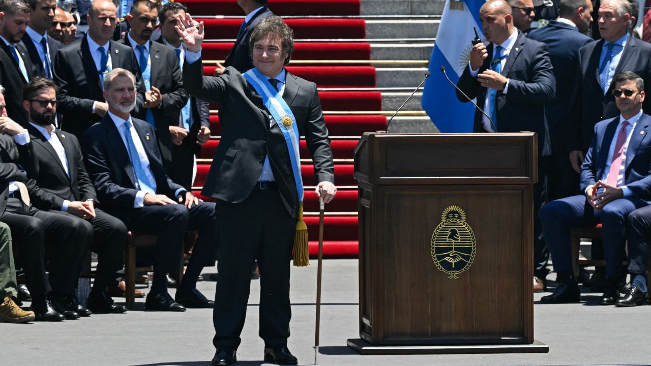 Asunción de Javier Milei como presidente de Argentina. | Foto:LUIS ROBAYO / AFP