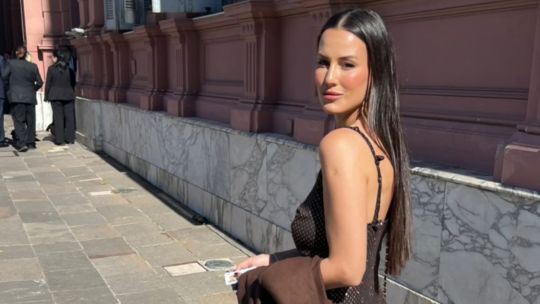 Luli Fernández apostó a la combinación negro y marrón para la jura de su cuñado como ministro de Javier Milei