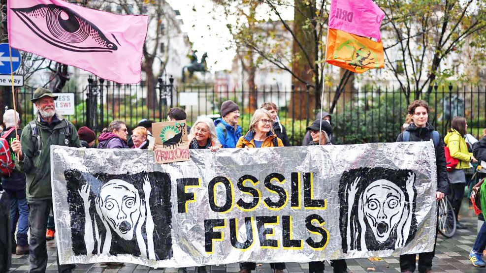 2023_12_10_protesta_ambientalista_combustible_fosiles_afp_g