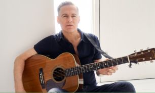 Bryan Adams g_20231211
