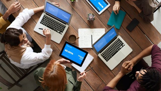 Curso intensivo de verano de comunicación institucional