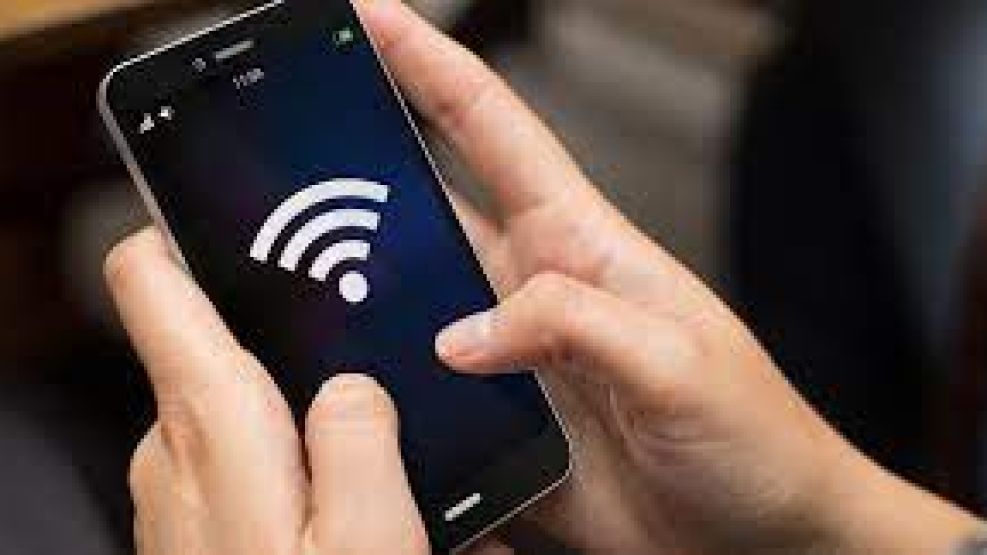 ¿Porqué es conveniente apagar el wifi del celular a salir de casa?