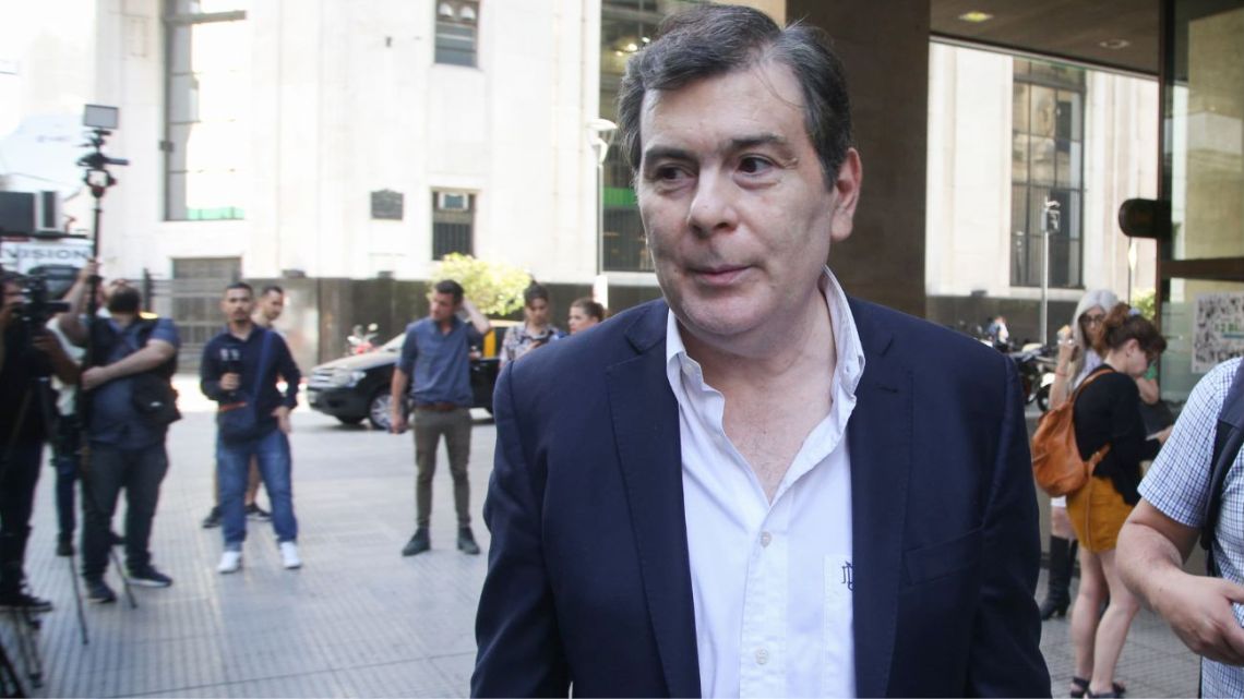 Gerardo Zamora declaró la emergencia económica Perfil