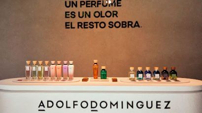  Adolfo Domínguez: conocé “Casa AD” la nueva propuesta de la marca presentada en Distrito Arcos