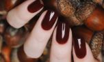 Uñas de charol, la moda que se impone en redes y que querrás copiar