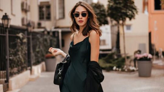 ¿Cuales son los lentes de sol ideales para mujeres con cara redonda?