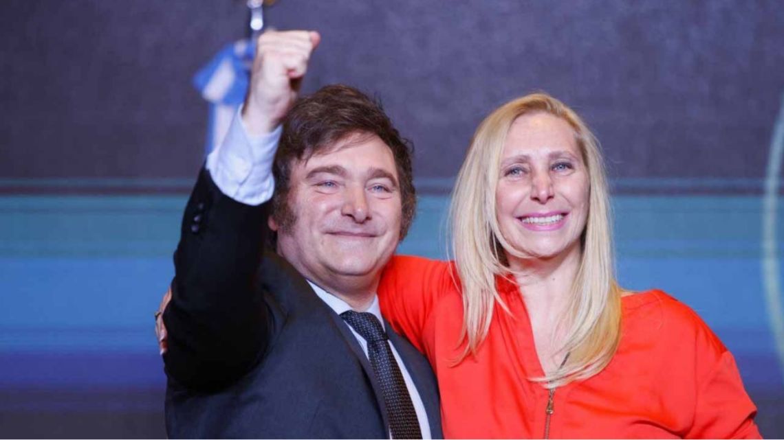 El mensaje de Navidad de Javier Milei y una foto de la infancia con "El ...