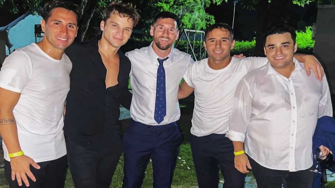 Lionel Messi en el casamiento de su cuñada, la hermana menor de