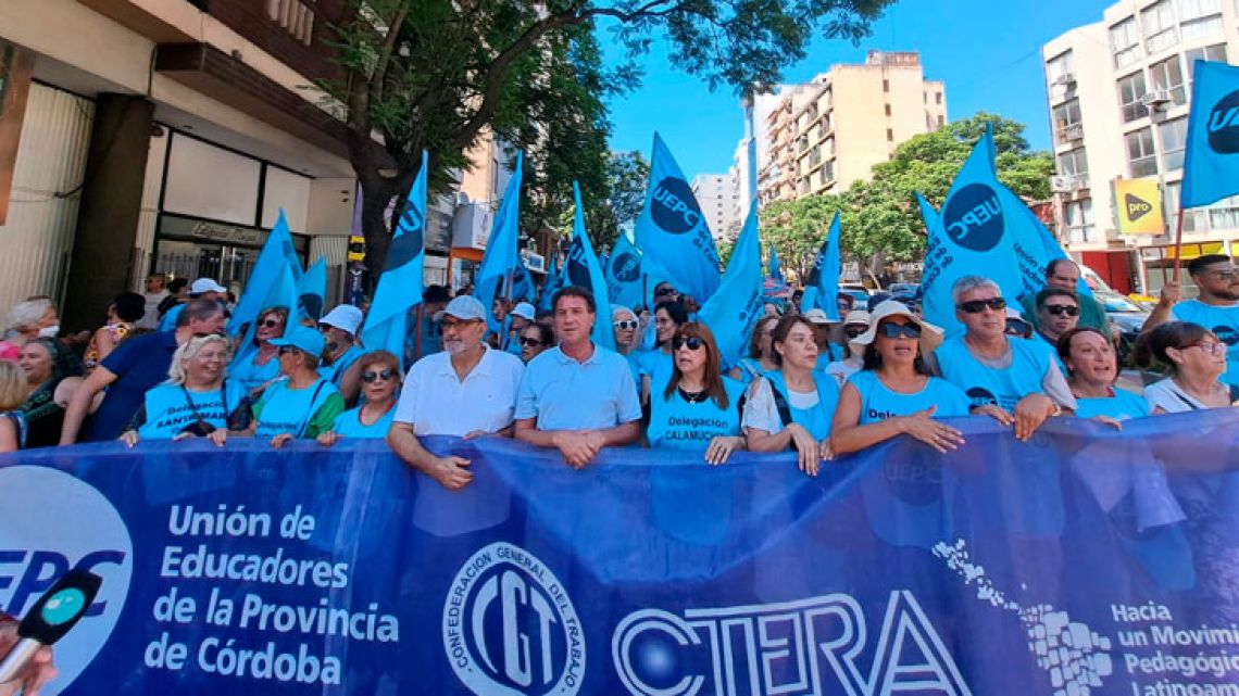 CTERA anunció un paro docente nacional y peligra el comienzo de clases ...