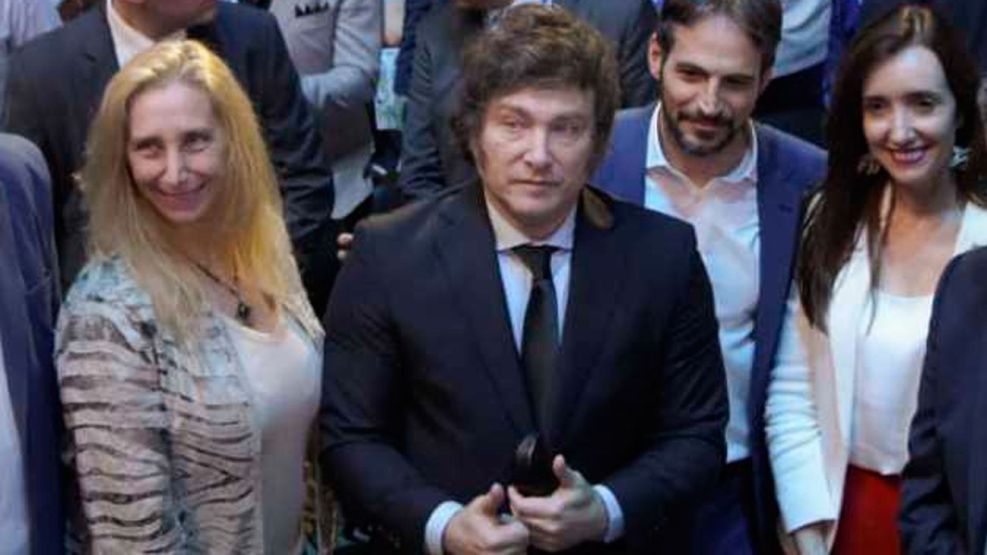 20231231_milei_hermana_villarroel_na_g