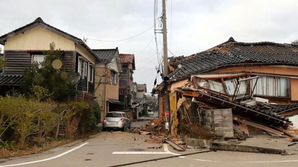 Terremoto en Japón: al menos 48 muertos, más de 50 mil evacuados y desactivan la alerta por tsunami