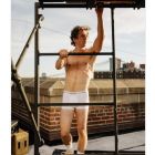 Jeremy Allen White ropa interior