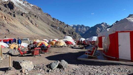 Misteriosa muerte de un andinista ruso que se preparaba para escalar el Aconcagua